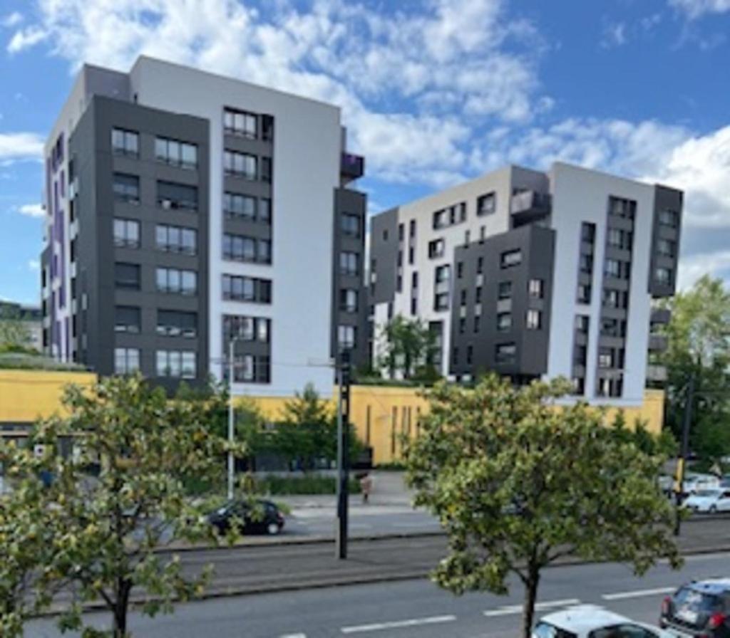 Nantes. 3P. Box gratuit. 1 à 6 pers. Linge fourni Apartamento Rezé Exterior foto